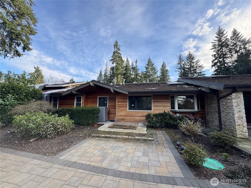 Property photo for 2620 Maltby Road, Bothell photo 10
