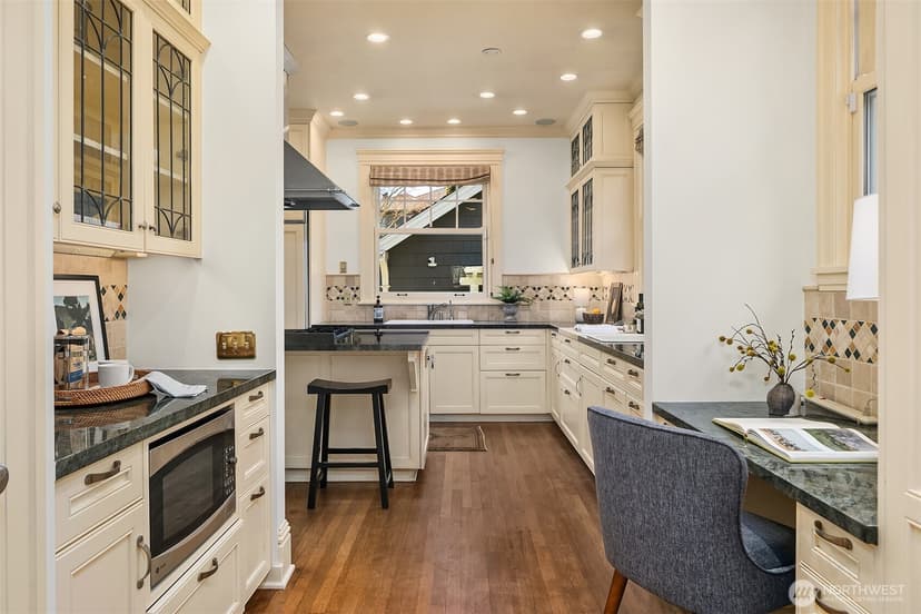 Property photo for 2647 Cascadia Avenue S, Seattle photo 19