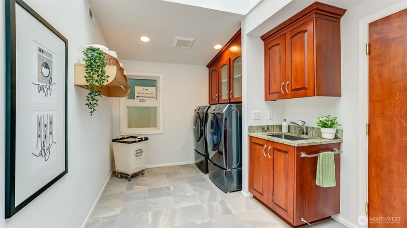 Property photo for 2171 N 122nd Place, Seattle photo 30