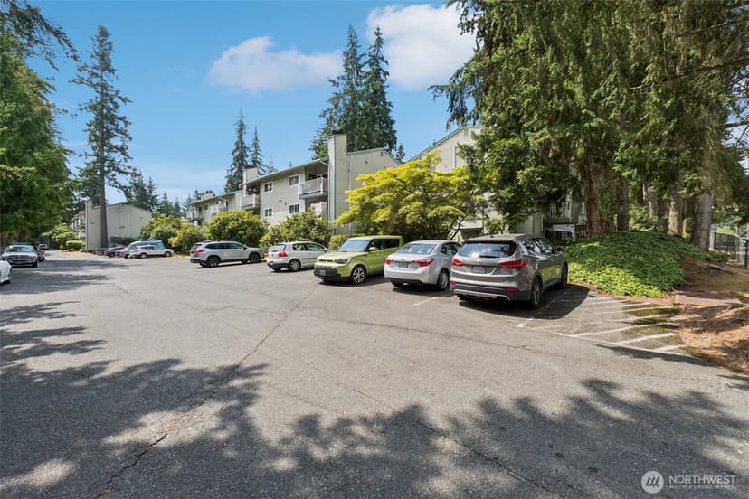 Property photo for 5806 200th Street SW #F, Lynnwood photo 24