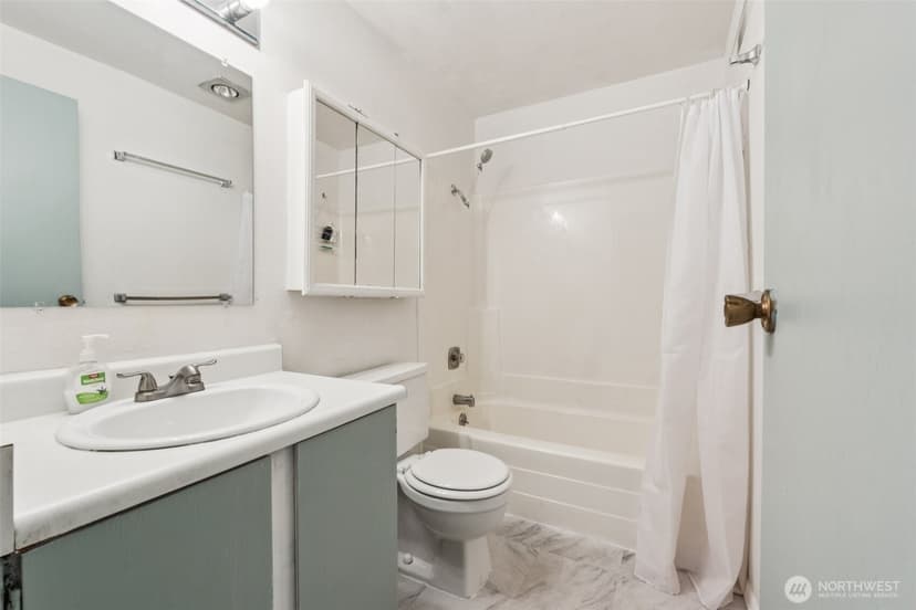 Property photo for 5806 200th Street SW #F, Lynnwood photo 17