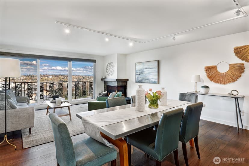 Property photo for 1818 Bigelow Avenue N #301, Seattle photo 6