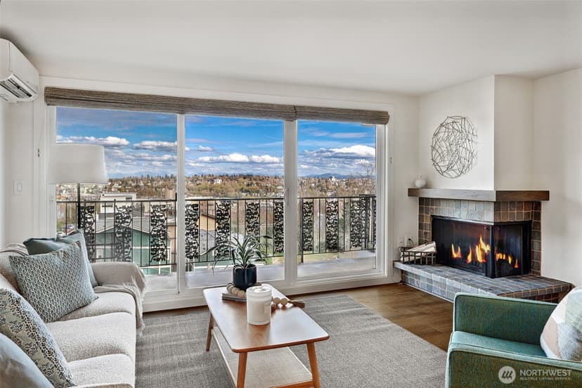 Property photo for 1818 Bigelow Avenue N #301, Seattle photo 8