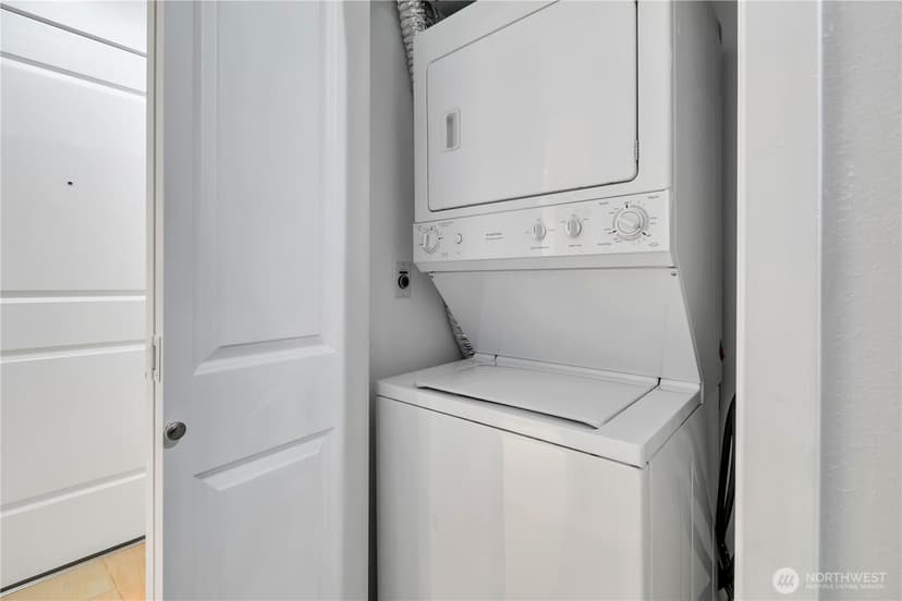 Property photo for 5450 Leary Avenue NW #242, Seattle photo 19