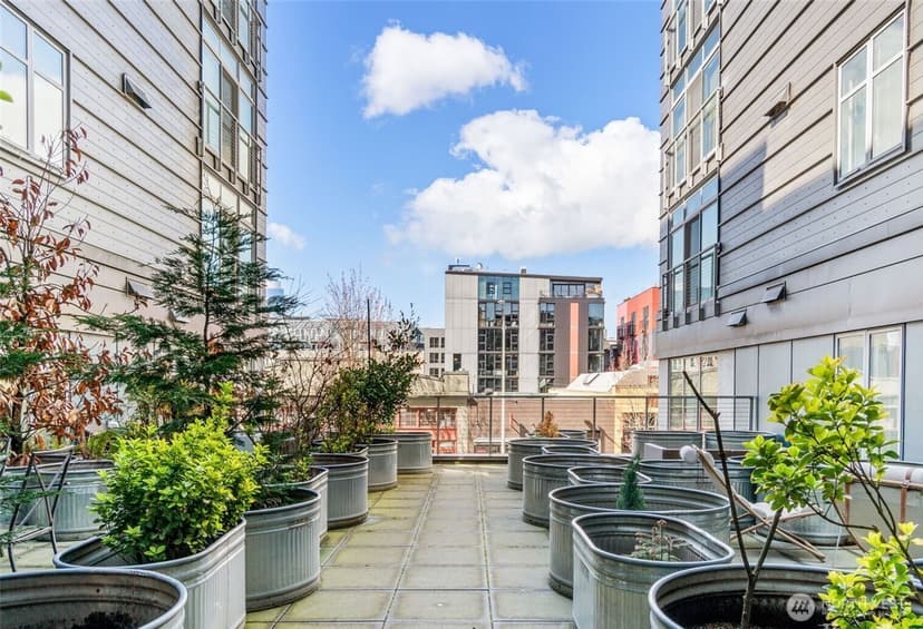 Property photo for 1414 12th Avenue #411, Seattle photo 15