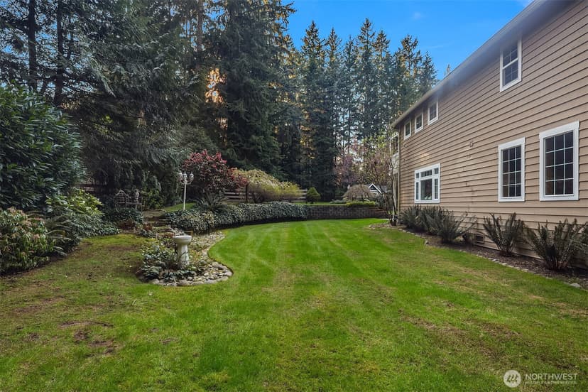 Property photo for 19808 Yew Way, Snohomish photo 30