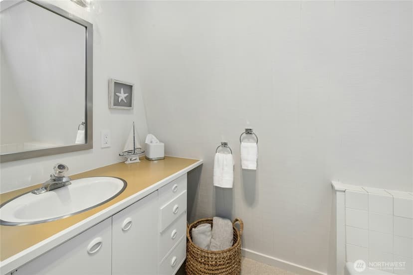Property photo for 15636 Point Monroe Drive NE, Bainbridge Island photo 13