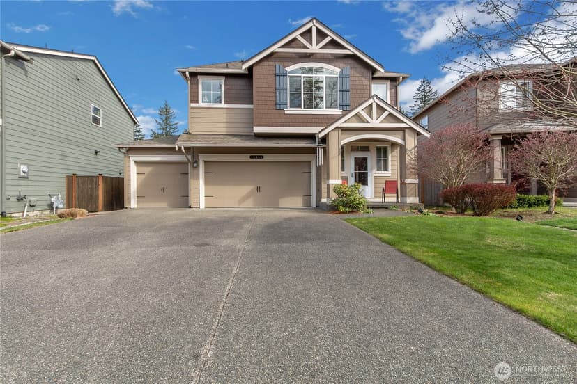 Property photo for 16615 80th Avenue Ct E, Puyallup photo 2