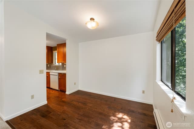 Property photo for 13235 12th Avenue SW #733, Burien photo 5