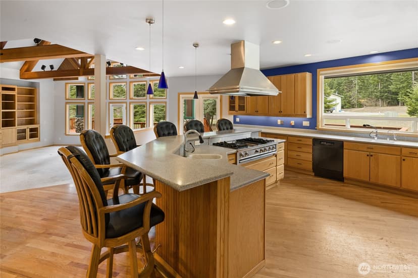 Property photo for 1770 South Cle Elum Ridge Road, Cle Elum photo 10
