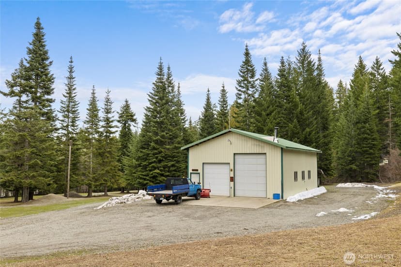 Property photo for 1770 South Cle Elum Ridge Road, Cle Elum photo 2
