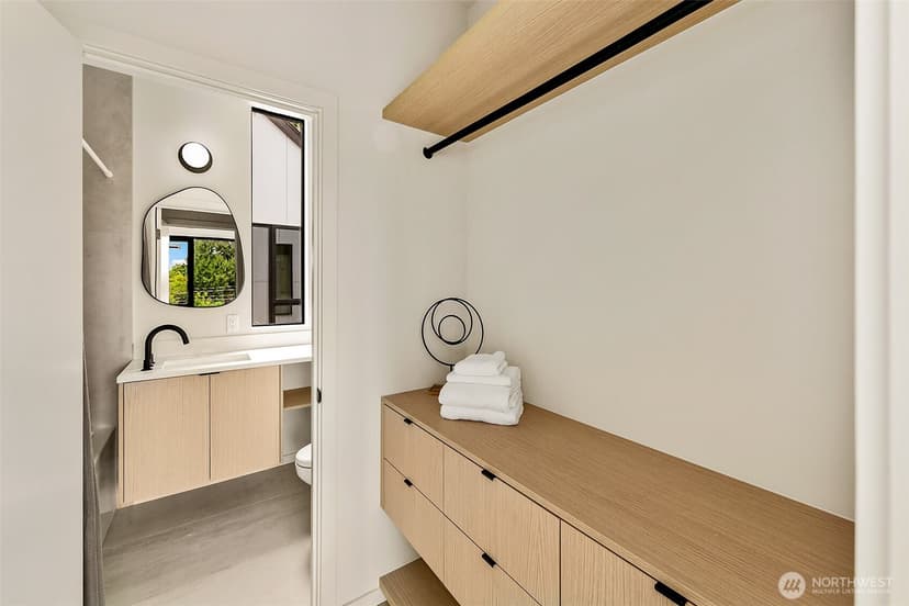 Property photo for 8733 13th Avenue NW #C, Seattle photo 14