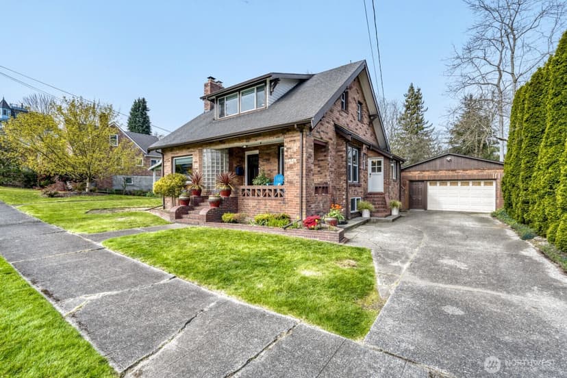 Property photo for 348 NE 57th Street, Seattle