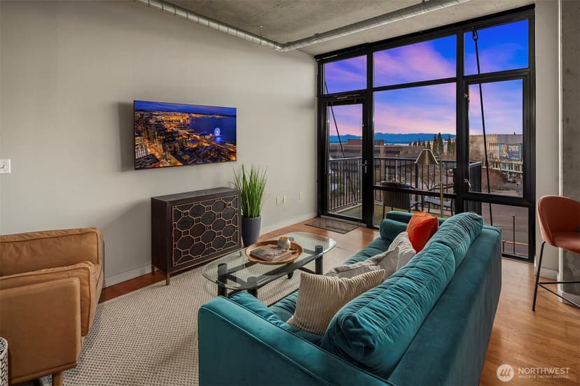 Property photo for 2720 3rd Avenue #603, Seattle photo 3