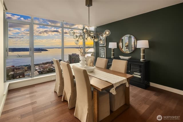 Property photo for 583 Battery Street #3406N, Seattle photo 4