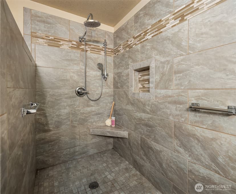 Property photo for 22428 107th Avenue NE, Arlington photo 15