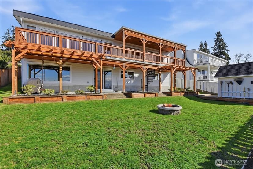 Property photo for 612 View Place, Edmonds photo 31