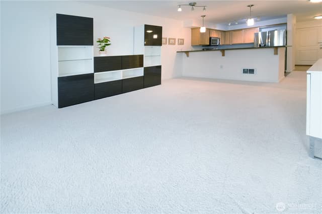 Property photo for 12534 15th Avenue NE #12, Seattle photo 4