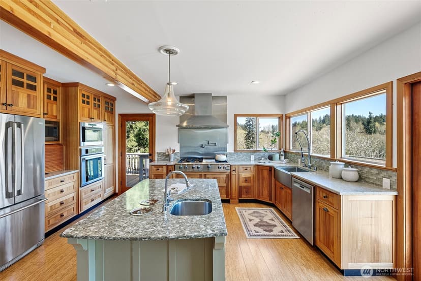 Property photo for 5816 Ray Nash Dr NW, Gig Harbor photo 11
