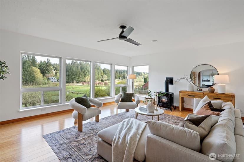 Property photo for 5816 Ray Nash Dr NW, Gig Harbor photo 4