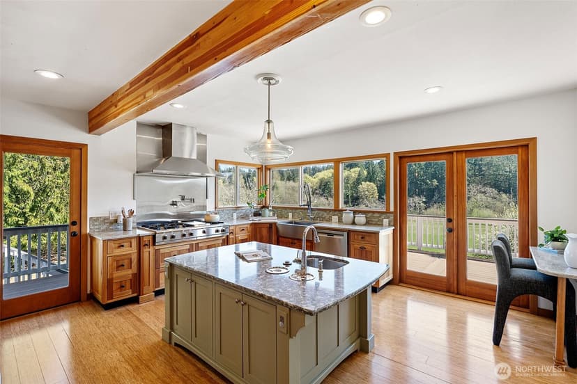 Property photo for 5816 Ray Nash Dr NW, Gig Harbor photo 12