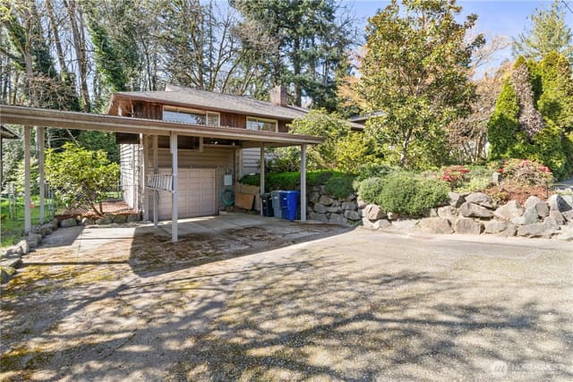 Property photo for 15829 4th Avenue SW, Burien photo 4