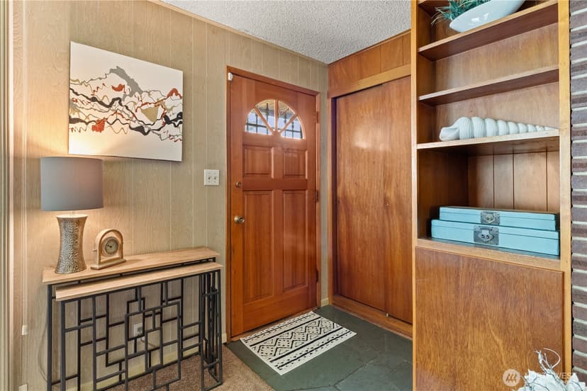 Property photo for 15829 4th Avenue SW, Burien photo 6