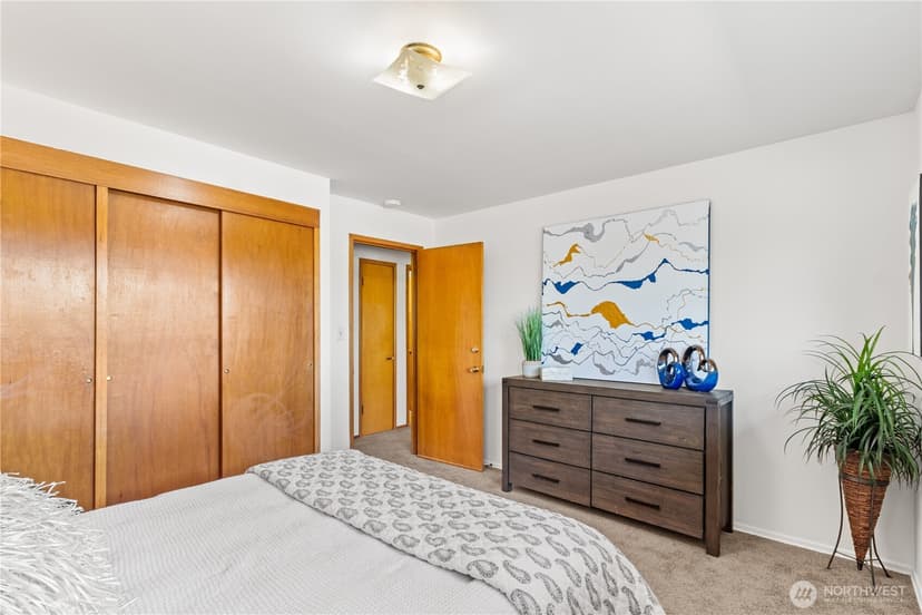 Property photo for 15829 4th Avenue SW, Burien photo 22