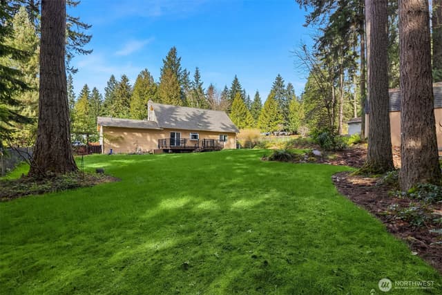 Property photo for 21803 NE 154th Street, Woodinville photo 4