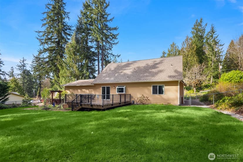 Property photo for 21803 NE 154th Street, Woodinville photo 10