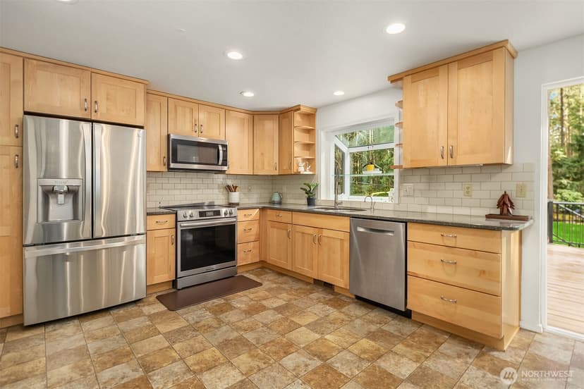 Property photo for 21803 NE 154th Street, Woodinville photo 17