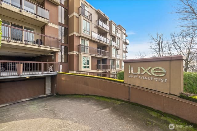Property photo for 500 W 5th Avenue #306, Seattle photo 2