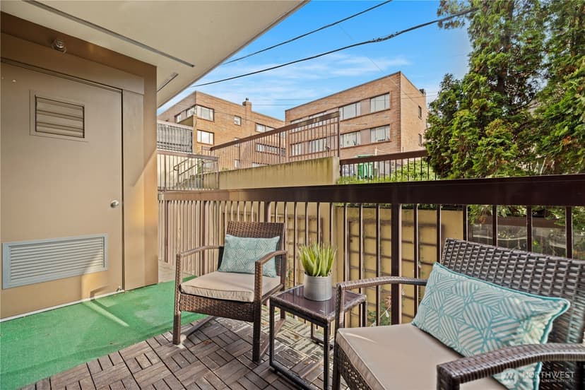Property photo for 500 W 5th Avenue #306, Seattle photo 16