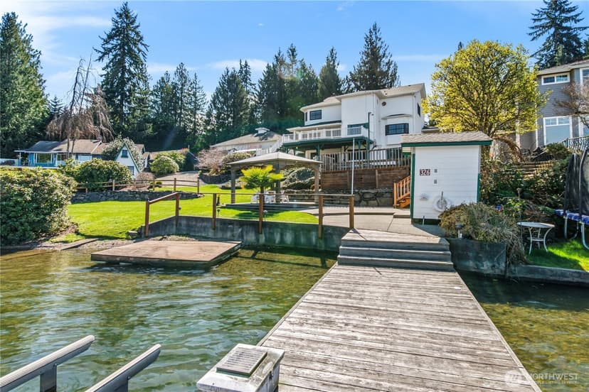Property photo for 4217 Lakeridge Drive E, Lake Tapps photo 4