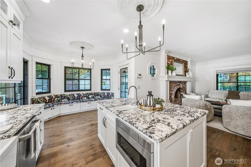 Property photo for 4217 Lakeridge Drive E, Lake Tapps photo 10