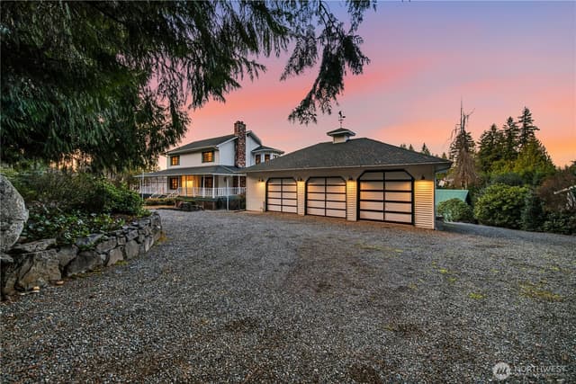 Property photo for 4217 Lakeridge Drive E, Lake Tapps photo 5
