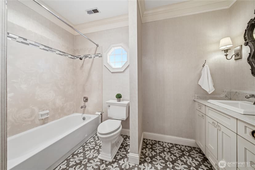 Property photo for 4217 Lakeridge Drive E, Lake Tapps photo 27