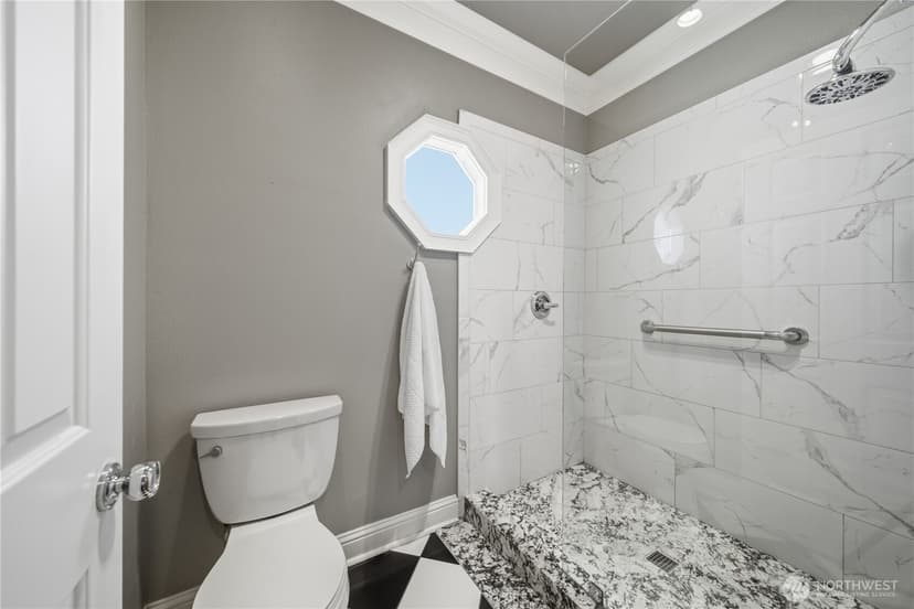 Property photo for 4217 Lakeridge Drive E, Lake Tapps photo 26