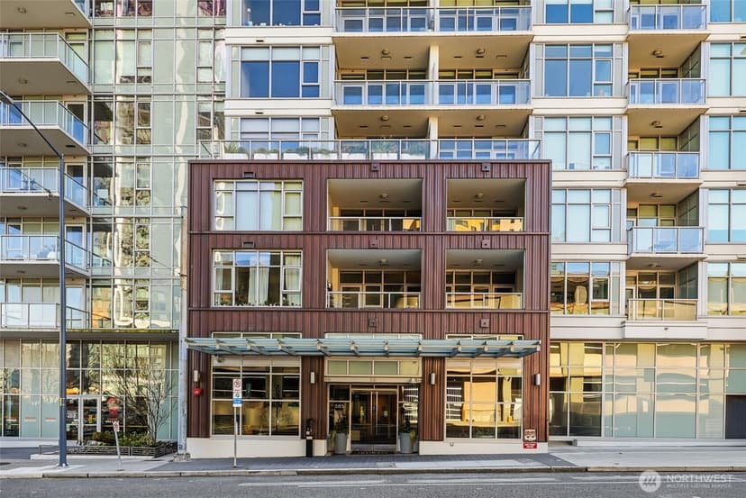 Property photo for 583 Battery Street #715N, Seattle