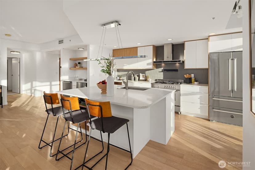 Property photo for 1420 Terry Avenue #1801, Seattle photo 6