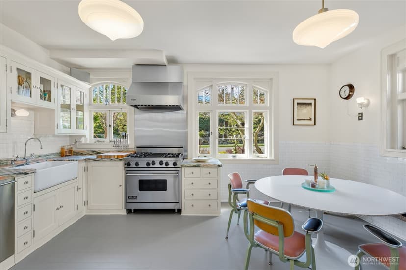 Property photo for 2844 Cascadia Avenue S, Seattle photo 18
