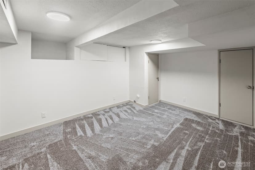 Property photo for 12702 Ave DuBois SW, Lakewood photo 31