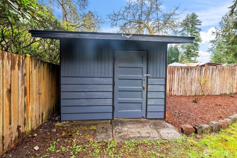 Property photo for 12702 Ave DuBois SW, Lakewood photo 37