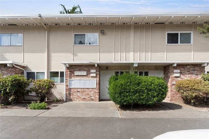 Property photo for 12230 SE 60th Street #34, Bellevue photo 15