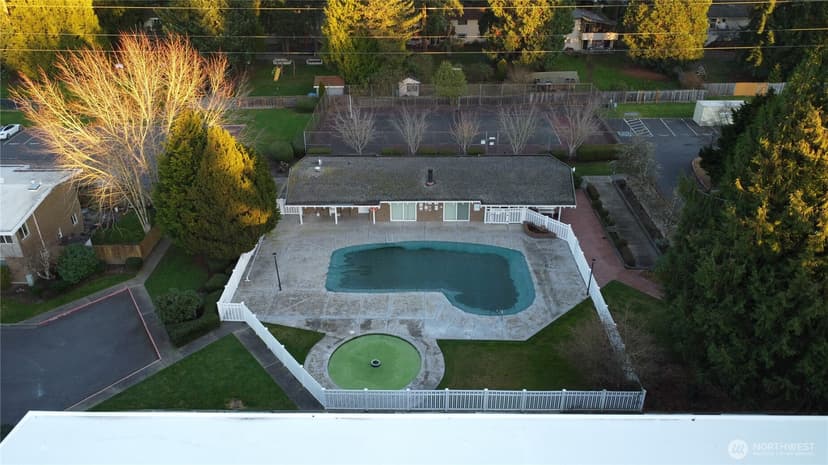 Property photo for 12230 SE 60th Street #34, Bellevue photo 20