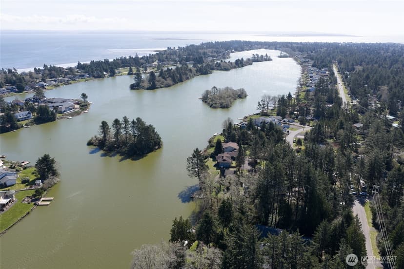 Property photo for 442 Mud Hen Loop SE, Ocean Shores photo 36