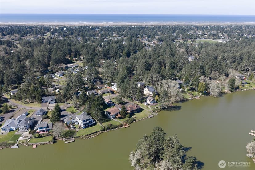 Property photo for 442 Mud Hen Loop SE, Ocean Shores photo 37