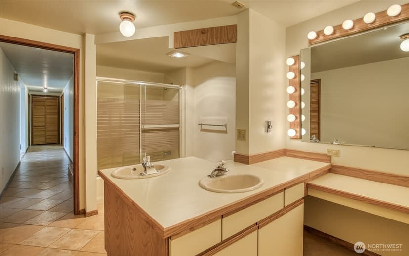 Property photo for 442 Mud Hen Loop SE, Ocean Shores photo 24