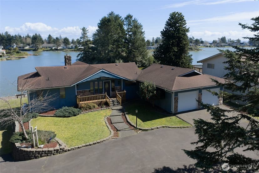 Property photo for 442 Mud Hen Loop SE, Ocean Shores