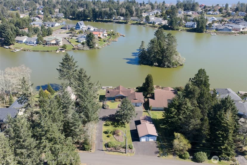 Property photo for 442 Mud Hen Loop SE, Ocean Shores photo 34